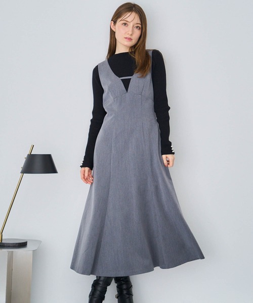 NOELA（ノエラ）の「デザインネックジャンスカ（ジャンパースカート・レディース・チャコールグレー/ベージュ・S/M）」の2枚目の写真