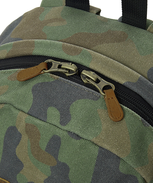 WKNDRS(ウィーキャンドース)の「GRAFFITI LOGO BACKPACK (CAMO)(バックパック/リュック・レディース・その他・F)」の5枚目の写真