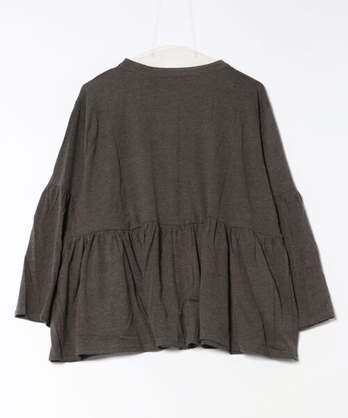 RCD(アールシーディー)の「ペプラムギャザーブラウス風カットソー(Tシャツ/カットソー・レディース・ブラック/チャコールグレー・M-L/LL~3L/4L~5L)」の15枚目の写真
