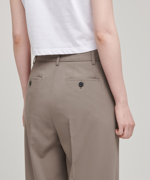 MUSINSA STANDARD WOMAN（ムシンサスタンダードウーマン）の「[クールタンダード] ウィメンズ ワイド ヒドゥンバンディング スラックス [ダスティベージュ]（スラックス・レディース・その他・24/25/26/27/28/29/30/31/32/34）」の7枚目の写真