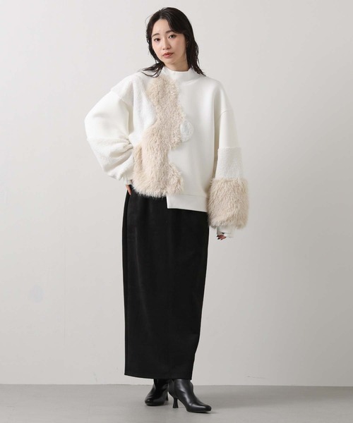 AULA AILA（アウラアイラ）の「ＡＵＬＡボア切替ハイネックカットソー（Tシャツ/カットソー・レディース・アイボリー・FREE）」の2枚目の写真