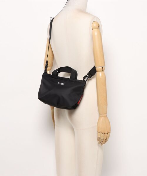 Manhattan Portage(マンハッタンポーテージ)の「Manhattan Portage/マンハッタンポーテージ ショルダーバック MICROTOTE BAG MATTE TWILL MP1381MTWL(ショルダーバッグ・メンズ・ブラック×ホワイト・FREE)」の13枚目の写真