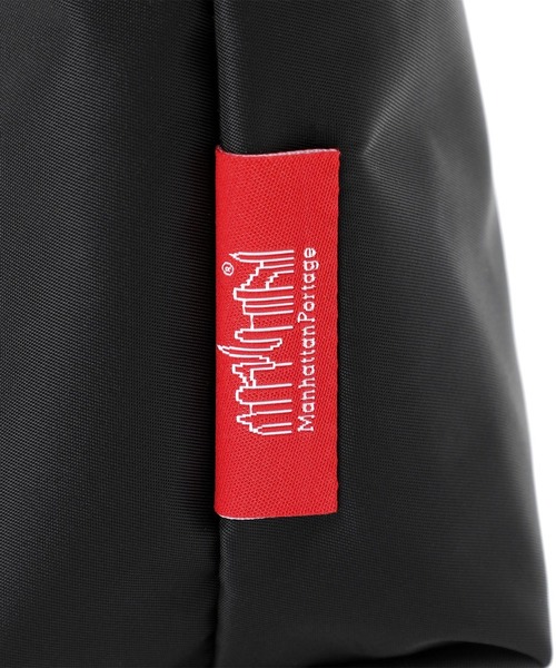 Manhattan Portage(マンハッタンポーテージ)の「Manhattan Portage/マンハッタンポーテージ ショルダーバック MICROTOTE BAG MATTE TWILL MP1381MTWL(ショルダーバッグ・メンズ・ブラック×ホワイト・FREE)」の9枚目の写真