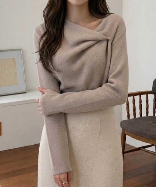 cammie(キャミー)の「デザインニットトップス(ニット/セーター・レディース・ベージュ/ホワイト/ブルー・M/L)」の5枚目の写真