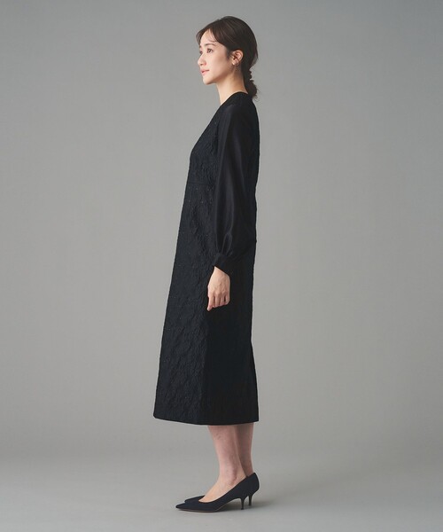 UNITED ARROWS(ユナイテッドアローズ)の「GISHA 2トーン ジャガード ワンピース(ワンピース・レディース・ネイビー/ダークグレー・38/36)」の11枚目の写真