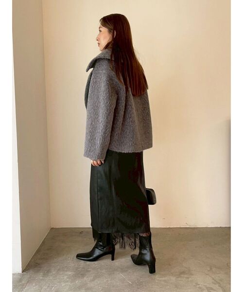 LAGUNAMOON(ラグナムーン)の「ヘムレースレイヤードハイウエストエコレザースカート(スカート・レディース・ブラウン/ブラック・SMALL/MEDIUM)」の18枚目の写真