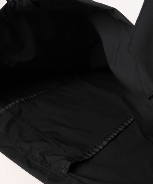 Kappa(カッパ)の「≪Kappa×and ST ウェルネスクラブ≫Kappa配色ロゴ トートバッグ(トートバッグ・レディース・オレンジ/グリーン/ピンク/ブラック/ブルー・FREE)」の8枚目の写真