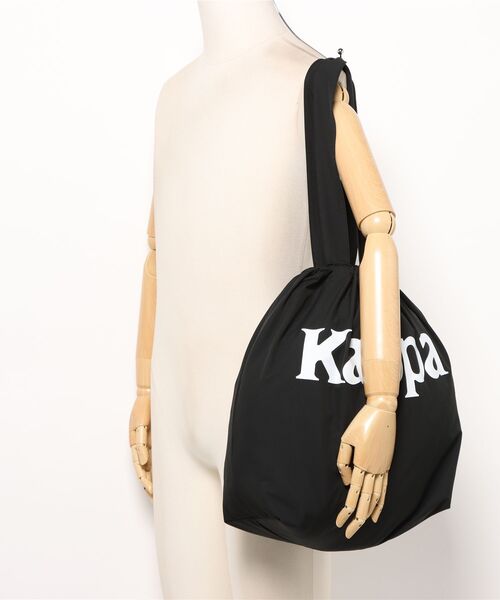 Kappa(カッパ)の「≪Kappa×and ST ウェルネスクラブ≫Kappa配色ロゴ トートバッグ(トートバッグ・レディース・オレンジ/グリーン/ピンク/ブラック/ブルー・FREE)」の9枚目の写真