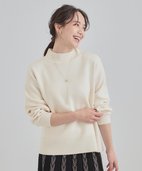 SHOO・LA・RUE（シューラルー）の「【洗濯機可/S-LL】もちもちハイネックニット（ニット/セーター・レディース・ブラック/ブラウン系/ブルー系その他/オレンジ/イエロー/オフホワイト・01/04/02/03）」の7枚目の写真