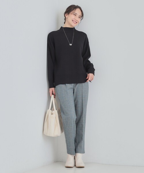 SHOO・LA・RUE（シューラルー）の「【洗濯機可/S-LL】もちもちハイネックニット（ニット/セーター・レディース・ブラック/ブラウン系/ブルー系その他/オレンジ/イエロー/オフホワイト・01/04/02/03）」の13枚目の写真