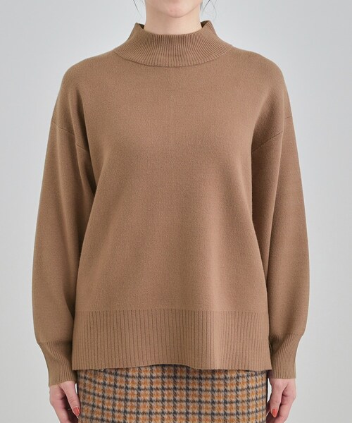 SHOO・LA・RUE（シューラルー）の「【洗濯機可/S-LL】もちもちハイネックニット（ニット/セーター・レディース・ブラック/ブラウン系/ブルー系その他/オレンジ/イエロー/オフホワイト・01/04/02/03）」の10枚目の写真