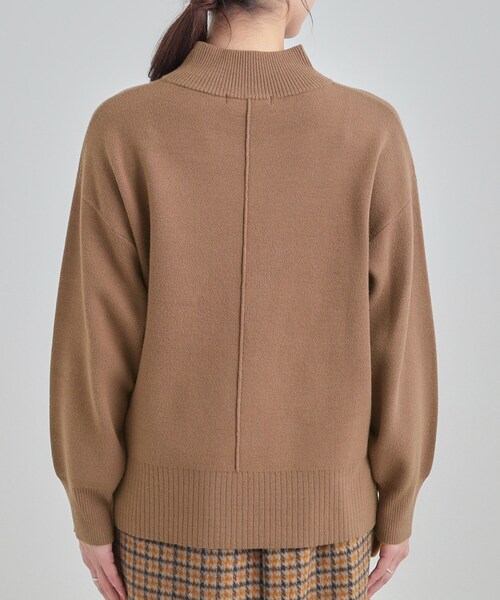 SHOO・LA・RUE（シューラルー）の「【洗濯機可/S-LL】もちもちハイネックニット（ニット/セーター・レディース・ブラック/ブラウン系/ブルー系その他/オレンジ/イエロー/オフホワイト・01/04/02/03）」の12枚目の写真