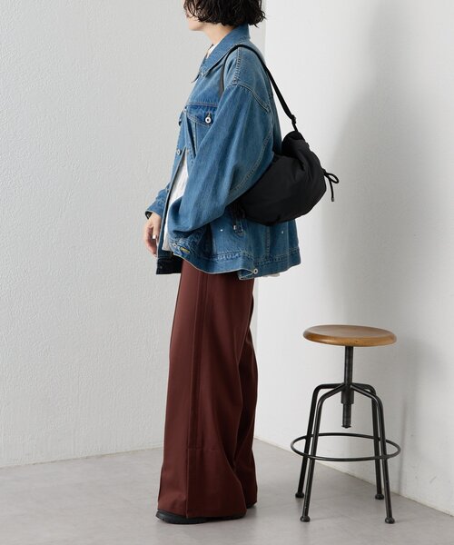 ear PAPILLONNER（イアパピヨネ）の「《撥水/超軽量300g》ドロストショルダーバッグ（ショルダーバッグ・レディース・ブラック/カーキ/サックスブルー・FREE）」の16枚目の写真