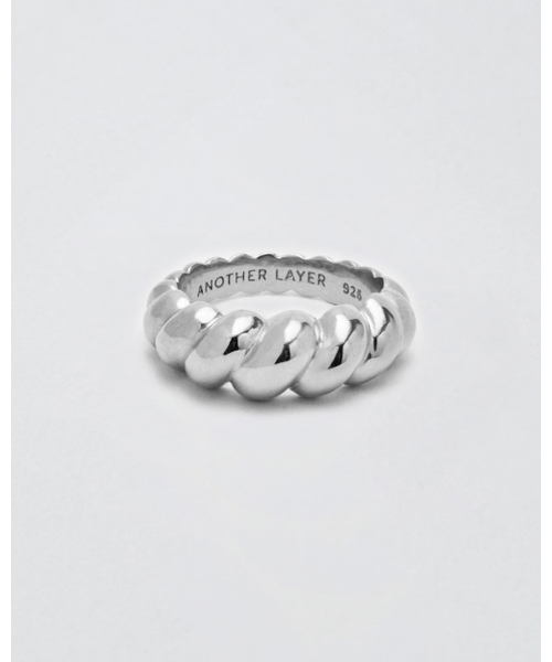 ANOTHERLAYER（アナザーレイヤー）の「Croissant Ring -  Silver (silver925)（リング・レディース・その他・11/13/10/9/5/7/15 /17）」の2枚目の写真