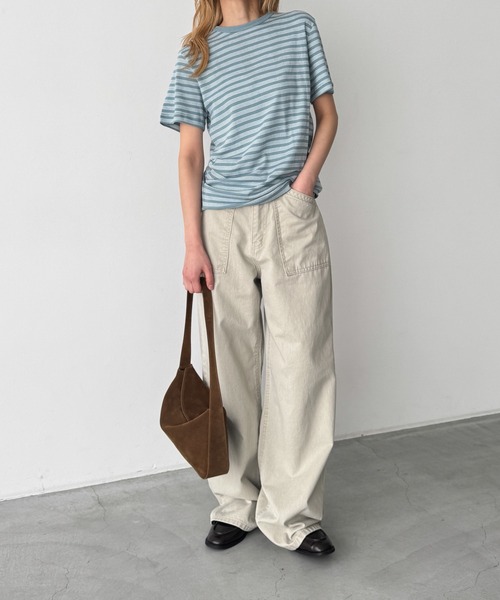 CANAL JEAN(キャナルジーン)の「Miller パネルリブクルーネックTシャツ(Tシャツ/カットソー・レディース・グレー/ミント/ホワイト/ブルー/イエロー・MEDIUM)」の13枚目の写真