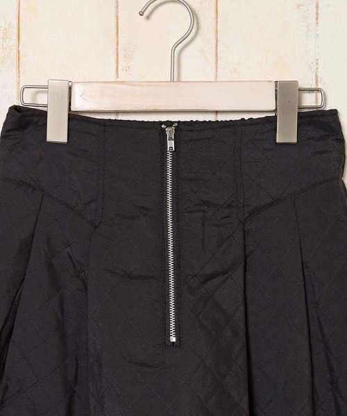 Bleu Bleuet（ブルーブルーエ）の「キルトスカート（スカート・レディース・ブラック/ブラウン・FREE）」の4枚目の写真