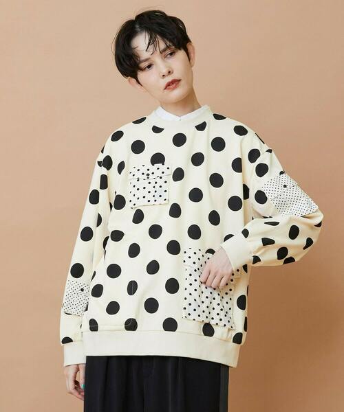 FRAPBOIS(フラボア)の「ポケドット スウェット(スウェット・レディース・ブラック/クリーム・1/2)」の1枚目の写真