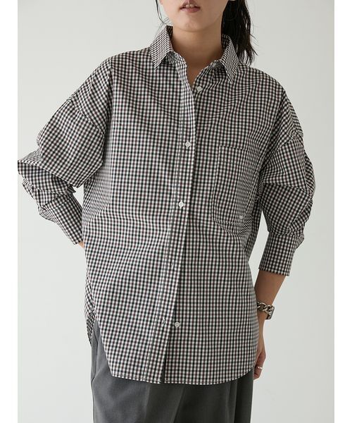 emmi（エミ）の「emmiロゴ刺繍シャツ（シャツ/ブラウス・レディース・チェック/クリーム/ブルー・F）」の3枚目の写真