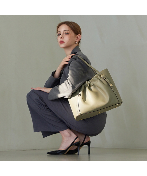 BANABANA（バナバナ）の「牛革ベニーAショルダー＆ショップバッグ（ショルダーバッグ・レディース・ブラック/オリーブ/その他/ライトベージュ・FREE）」の3枚目の写真