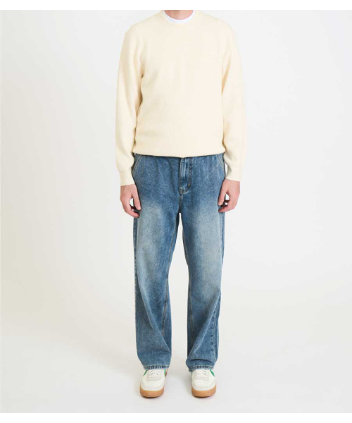 BLACKBROWN（ブラックブラウン）の「ワイドフィットバンディングデニムパンツ [WASHED BLUE]（デニムパンツ・メンズ・ブルー系その他・SMALL/MEDIUM/LARGE/X-LARGE/XX-LARGE）」の4枚目の写真