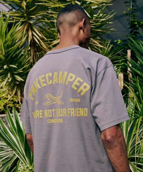 FAKE CAMPER（フェイクキャンパー）の「ピグメントタイガーオリジナルヴィンテージ半袖Tシャツ[ライトチャコール]（Tシャツ/カットソー・メンズ・チャコール・SMALL/MEDIUM/LARGE/X-LARGE）」の6枚目の写真