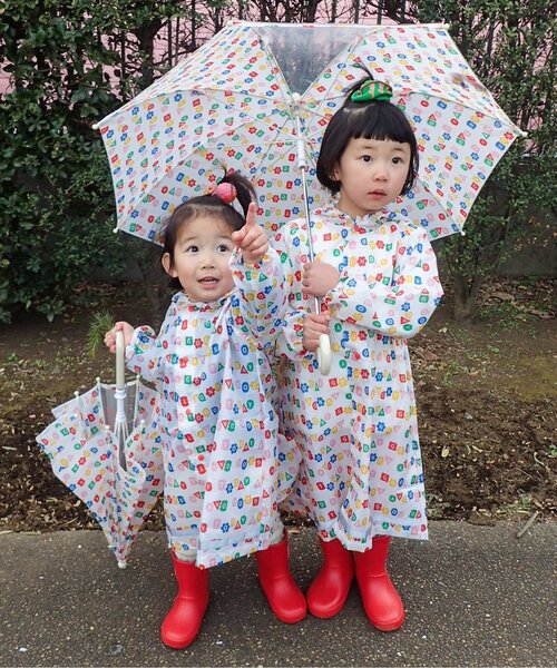 p.premier（ピードットプルミエ）の「雨の日がたのしい総柄レインコート（レインコート/ポンチョ・キッズ・ピンク/イエロー/アイボリー/ブルー・100/120/130/110）」の9枚目の写真