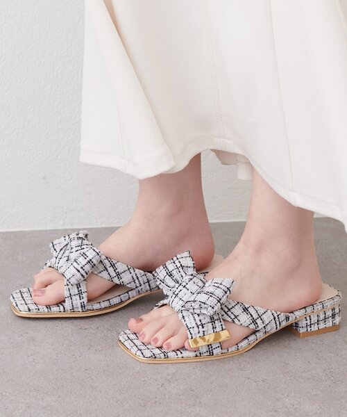 natural couture（ナチュラルクチュール）の「リボンサンダル（サンダル・レディース・ブラック/その他1/シルバー・MEDIUM/LARGE）」の5枚目の写真