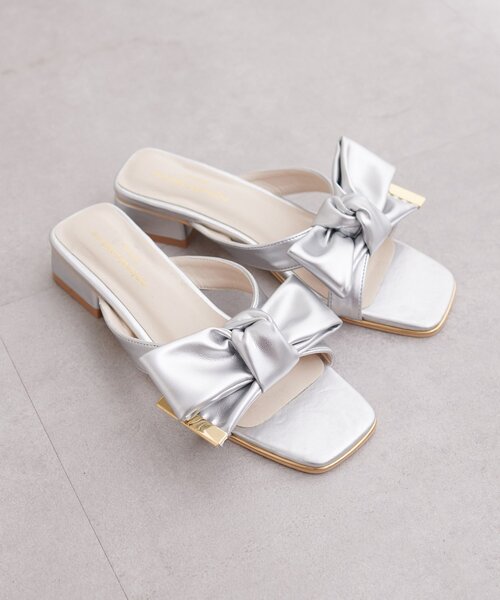 natural couture（ナチュラルクチュール）の「リボンサンダル（サンダル・レディース・ブラック/その他1/シルバー・MEDIUM/LARGE）」の9枚目の写真