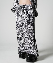 REFLEM（レフレム）の「『REFLEM/レフレム』クロス刺繍ベロアパンツ（その他パンツ）」