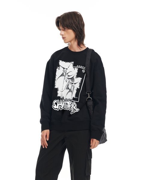 ADDOFF(アドオフ)の「SHATTERED GRAPHIC SWEAT BLACK(スウェット・レディース・その他・LARGE/SMALL/MEDIUM)」の5枚目の写真