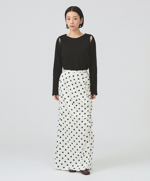 Ray BEAMS（レイビームス）の「ショルダー オープン ロングスリーブ Tシャツ（Tシャツ/カットソー・レディース・オフホワイト/ブラック・ONE SIZE）」の17枚目の写真