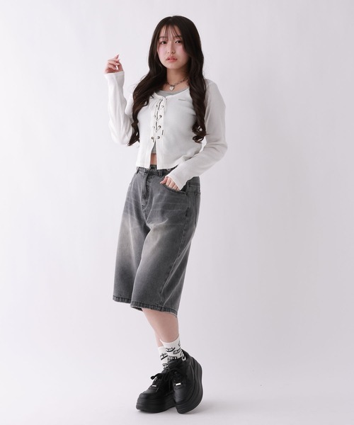 repipi armario(レピピ アルマリオ)の「レースアップTee(Tシャツ/カットソー・キッズ・オフホワイト/グレー/ブラック・SMALL/MEDIUM/LARGE)」の9枚目の写真