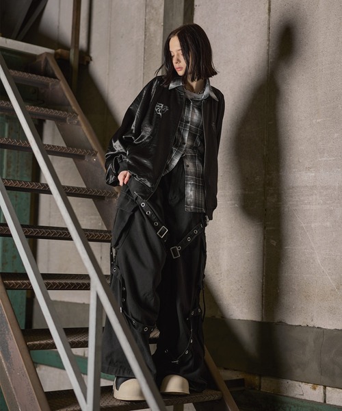 ERAR(エラー)の「【ERAR】トライバルハート刺繍ダブルジップオーバーサイズスカジャン(スカジャン・メンズ・ブラック系1/ブラック・XL/L/M/S)」の6枚目の写真