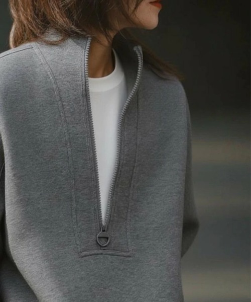 AMELY(エミリー)の「【裏起毛】ハーフジップスウェット(スウェット・レディース・ブルー/グレー/カーキブラウン/ブラック・フリー)」の8枚目の写真