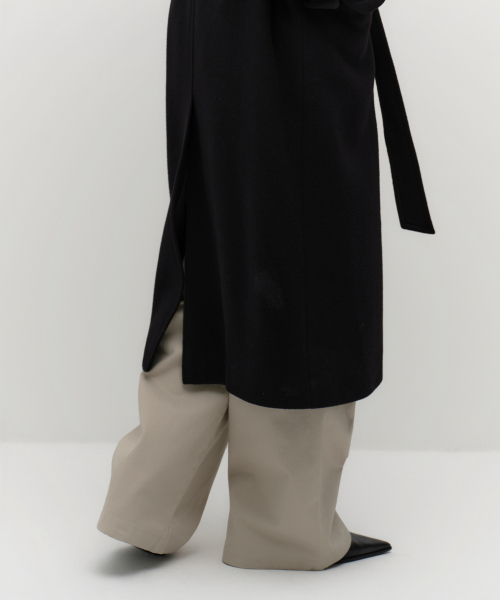 MUSINSA STANDARD WOMAN（ムシンサスタンダードウーマン）の「ウィメンズカシミヤブレンドオーバーショルダートレンチコート[ブラック]（チェスターコート・レディース・その他・SMALL/MEDIUM/LARGE/X-SMALL）」の3枚目の写真
