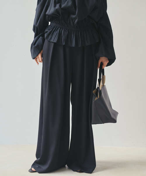 plage(プラージュ)の「Tuck Wide パンツ(その他パンツ・レディース・ブラック/ホワイト・34/36/38)」の11枚目の写真