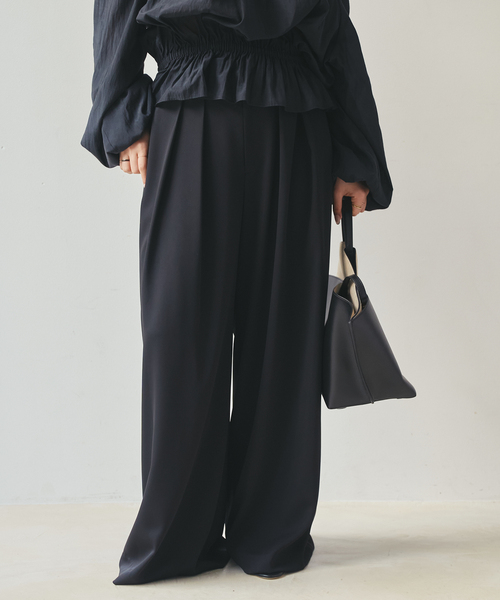 plage(プラージュ)の「Tuck Wide パンツ(その他パンツ・レディース・ブラック/ホワイト・34/36/38)」の12枚目の写真