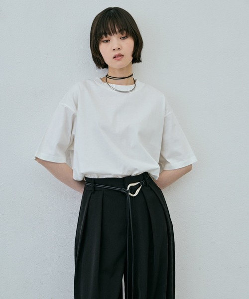 AIC.（エーアイシー）の「汗染み防止加工オーバーサイズTシャツ（Tシャツ/カットソー・レディース・グレー/オフホワイト/ライトブラック/ブラウン/ピンク・FREE）」の7枚目の写真