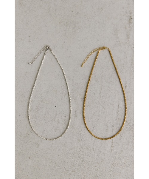 un/neu（アンノイ）の「メタルビーズシンプルネックレス（ネックレス・レディース・シルバー/ゴールド・FREE）」の3枚目の写真