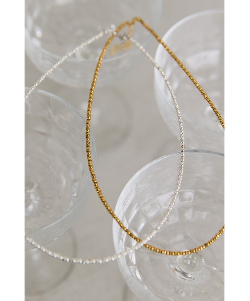 un/neu（アンノイ）の「メタルビーズシンプルネックレス（ネックレス・レディース・シルバー/ゴールド・FREE）」の5枚目の写真