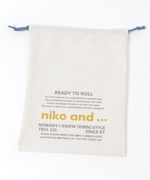 niko and...（ニコアンド）の「ニコロゴトラベル巾着/Ｍサイズ（トラベルグッズ・レディース・ブラック/アイボリー/ブルー・XX-SMALL）」の12枚目の写真