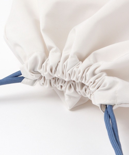 niko and...（ニコアンド）の「ニコロゴトラベル巾着/Ｍサイズ（トラベルグッズ・レディース・ブラック/アイボリー/ブルー・XX-SMALL）」の14枚目の写真