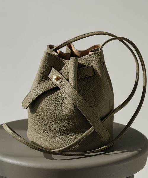 ZAKKA-BOX(ザッカボックス)の「リアルレザーキンチャクポシェット(ショルダーバッグ・レディース・ブラック/グレー系その他・FREE)」の5枚目の写真