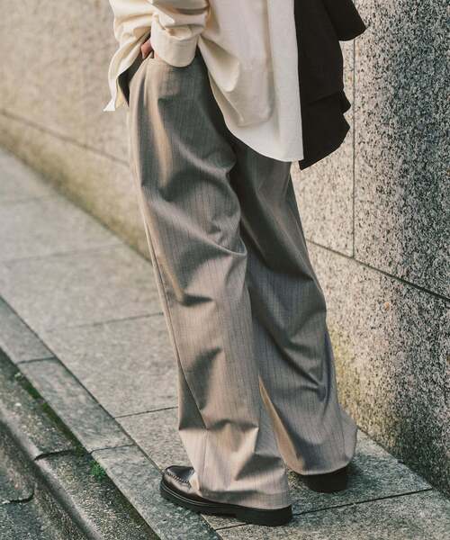 417 EDIFICE（フォーワンセブンエディフィス）の「TR ワイドイージーパンツ（スラックス・メンズ・ブラック/チャコールグレー/グレー/ベージュ/ベージュ系その他・SMALL/MEDIUM/LARGE）」の20枚目の写真