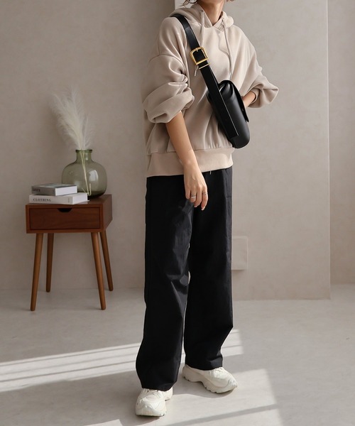 Social GIRL(ソーシャルガール)の「《Social GIRL》ナイロンカーブパンツ(その他パンツ・レディース・ブラック・M)」の6枚目の写真