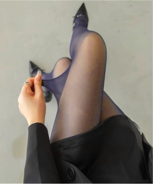 Burner(バーナー)の「【OKUOKU 0909】 oku-tights-12-3(タイツ/ストッキング・レディース・パープル/スカイブルー/ダークパープル/ベビーピンク/ライトベージュ/ブラック/ライトイエロー/ブルー/グレー/レッド/ベージュ系その他/ホワイト/グリーン系その他・FREE)」の10枚目の写真