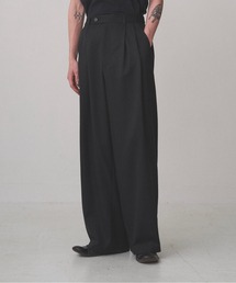 Juha（ユハ）の「スラックス（スラックス）」