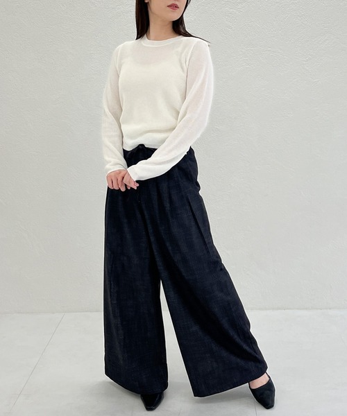 31 Sons de mode（トランテアン　ソン　ドゥ　モード）の「一部店舗限定 きれいめワイドストレートパンツ（スラックス・レディース・ホワイト/ブラック・S/M）」の11枚目の写真