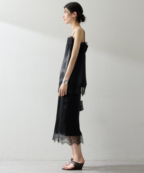 Whim Gazette(ウィムガゼット)の「サテンレースキャミソール(キャミソール・レディース・ブラック/アイボリー・FREE)」の16枚目の写真