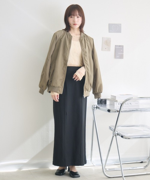 RU.TI.LE(ルチル)の「【RU.TI.LE】袖シャーリングレーストップス(Tシャツ/カットソー・レディース・アイボリー/グレイッシュベージュ/ブラック・MEDIUM)」の20枚目の写真